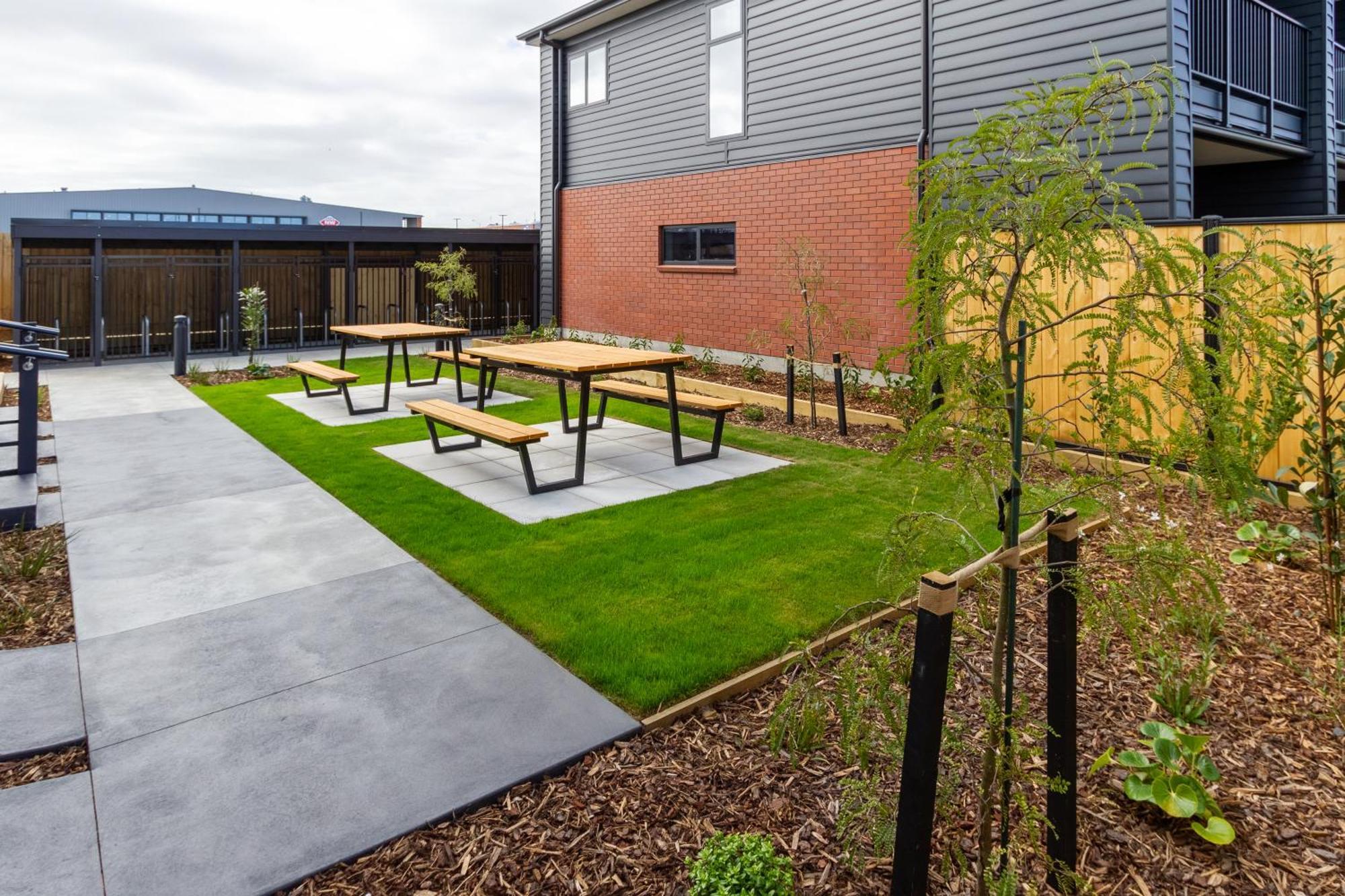 Downtown Comfort: Modern Studio With Backyard Christchurch Luaran gambar