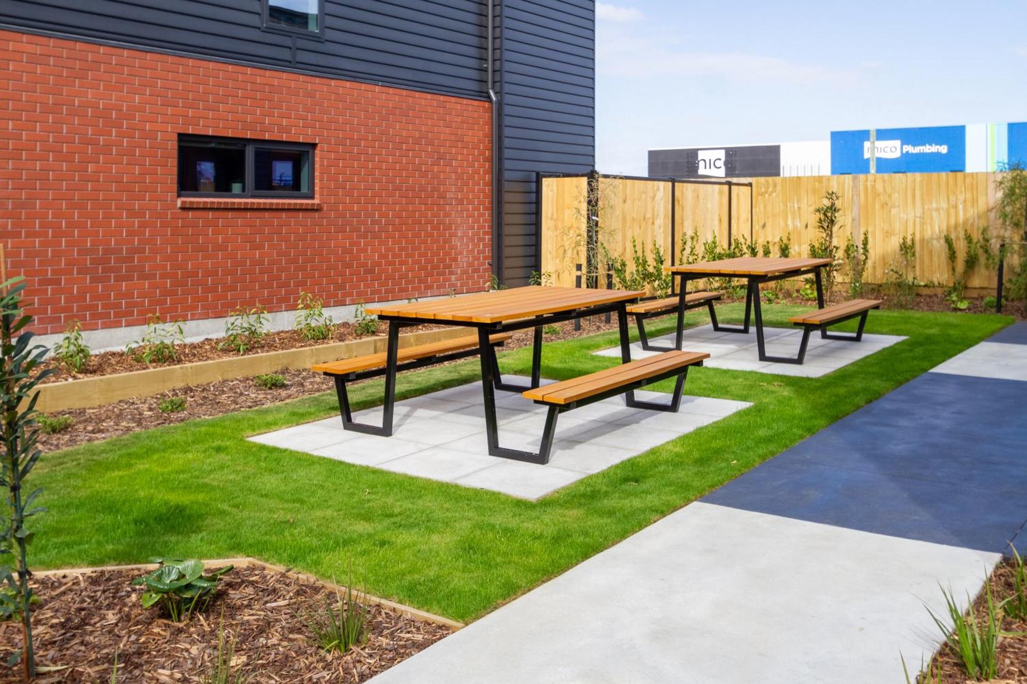 Downtown Comfort: Modern Studio With Backyard Christchurch Luaran gambar